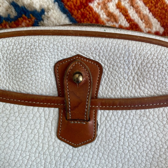 Vintage Dooney & Bourke Pebbled Oval Bag - Picture 7 of 8